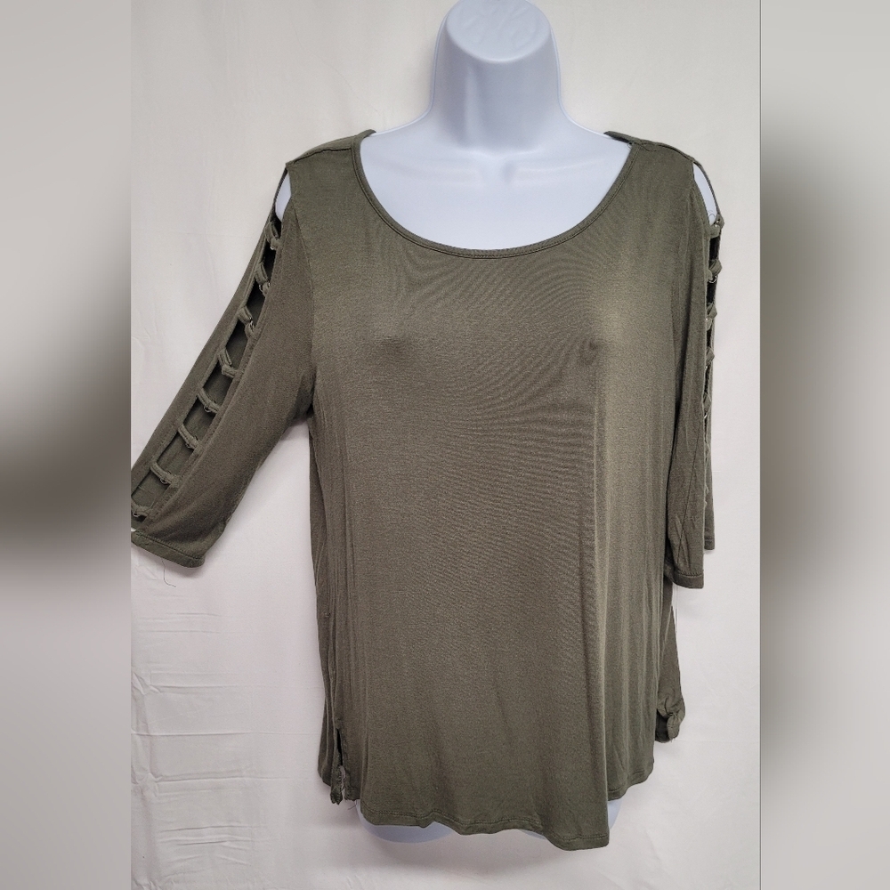 French Laundry Olive Green Stretch Top Cut Out Sleeve Metal Grommets M